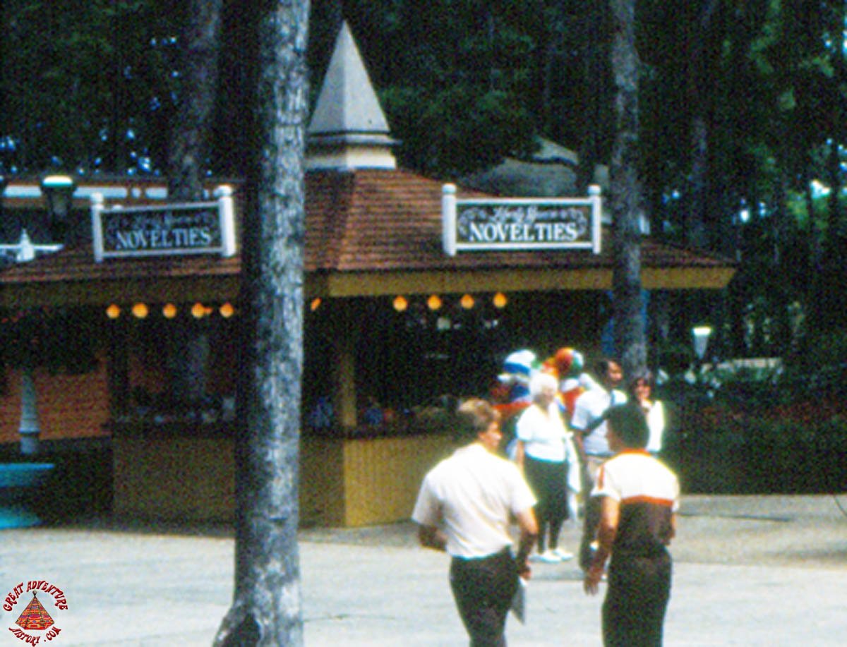 Liberty Square Novelties at Six Flags Great Adventure